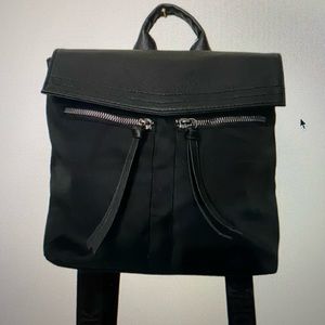 BOTKIER- NewYork multifunctional backpack - great condition, slight wear
